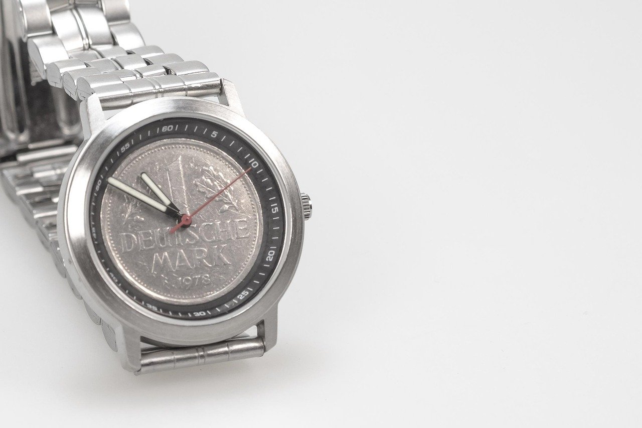 Best Place to Buy Watches Online: A Buyer's Guide for Collectors